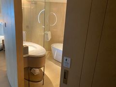 -上海佘山世茂艾美酒店