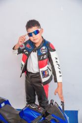 -童年时光专业儿童摄影(龙首店)