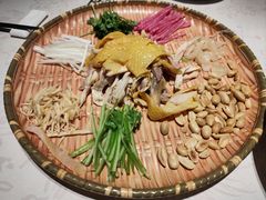 -维园悦谱·海派家常菜(乌鲁木齐南路店)
