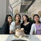 这家的麻酱吃起来就不像好麻酱的样子