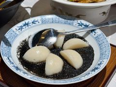 黑芝麻年糕块-洪福龙虾