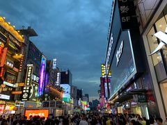 -黄兴南路步行商业街