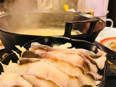 -鲜入围煮花胶鸡海鲜火锅