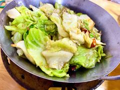 干锅包菜-老地方鱼馆