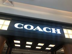 -COACH蔻驰(银泰店)