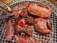 -铭牛烧肉·和牛海鲜自助(高新月牙湖店)