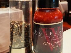 -Wolfgang’s Steakhouse 沃夫冈牛排馆(上海白玉兰广场店)