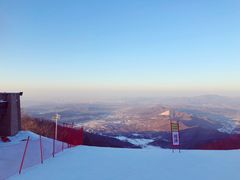 -中旅松花湖滑雪场