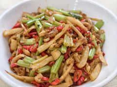酸萝卜牛肚丝-笨罗卜浏阳菜馆(龙华鹏润达店)