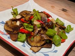-缘生态云南菜·野生菌庭院餐厅(华侨城店)