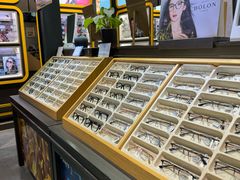 -镜客眼镜(浦江欢乐颂店)
