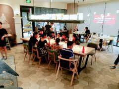 大堂-必胜客(WOW象山涌金广场店)