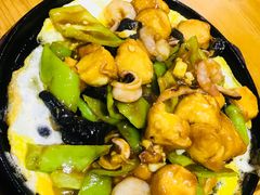 -老东镇啤酒屋海鲜加工·蒸汽海鲜·海鲜烧烤(台东店)