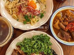 -CowCow其其·牛杂咖啡公司(六运店)