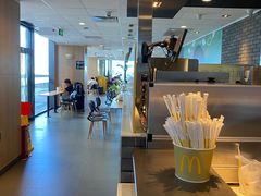 -麦当劳(三亚凤凰机场店)