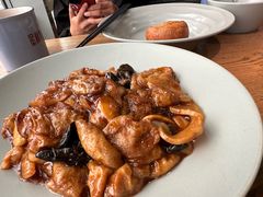 -蜜桃餐厅·伴山(湖滨商业街店)