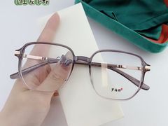 -罗伯特眼镜·蔡司官方授权(前海桂湾店)