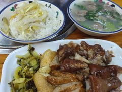 -明姨仔潮汕美食·碳炉猪脚·汕尾牛腩饭·起片鸡煲(起义路店)