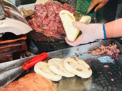 腊牛肉夹馍-杨天玉腊牛羊肉店