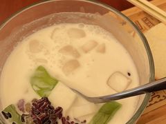 -啰啰冰屋(景洪总店)