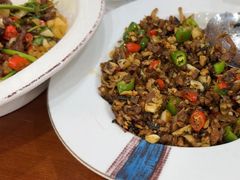-湖南人家湘菜馆(镇江路店)