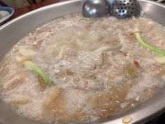 -老来福·非遗酸汤兔(凯旋路店)
