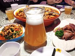 -巴特餐饮6加1音乐餐吧·新疆菜