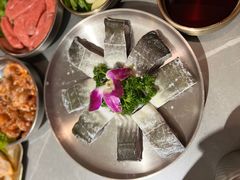 -围炉肉舍•炭烤活鳗•丹东海鲜烤肉(步行街店)