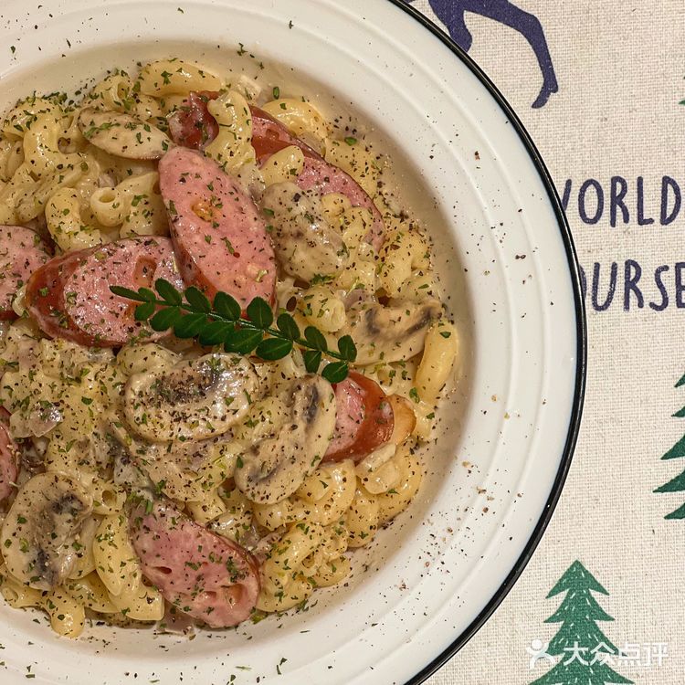 下厨房｜奶油蘑菇芝士通心粉 浓郁酱汁 干翻西餐厅🍝