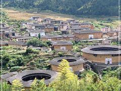 -初溪土楼群