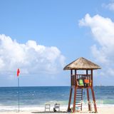 基本每间房间都可以看到海，房间内有一个独立的阳台