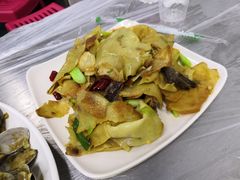 腊肉炒豆丝-小民大排档(马场角横路店)