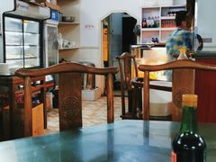 大堂-四平包子铺