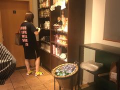 -星巴克(广州淘金路店)