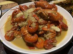 -虾弄弄海派小龙虾·牛羊蝎子火锅