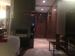 -广州天河希尔顿酒店