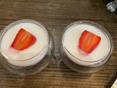 莓果布丁-也枫·小黄楼(南山路旗舰店)