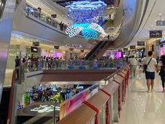 -百联又一城停车场