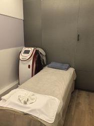 -露娜丽思·问题肌修护中心