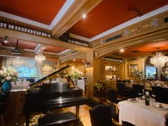 -火车头法国西餐厅