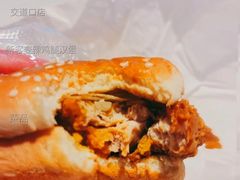 新客麦辣鸡腿汉堡-麦当劳(交道口店)