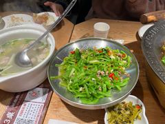 -聚鑫朋酸菜肥肠(九龙仓店)