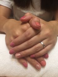 -进巍美甲美睫店