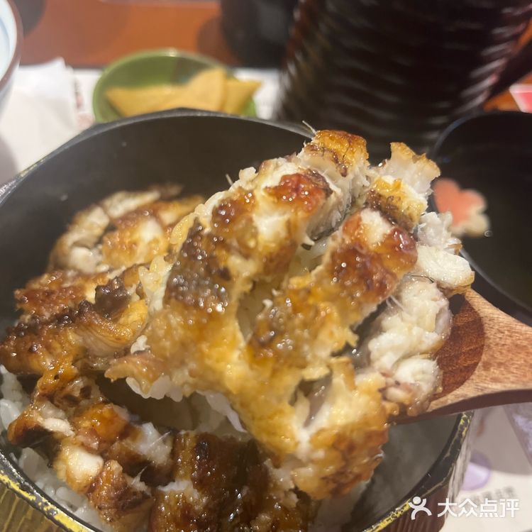 秋天的第一碗鳗鱼饭🍂，就在哲平鳗满