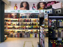 -裕华国货(牛车水总店)