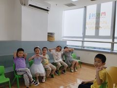 -蓝话筒·少儿成人演讲口才·主持朗诵·戏剧表演(大华第一坊店)