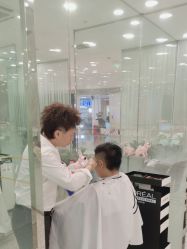 点击看大图 -时尚殿堂hair salon(上地华联店)