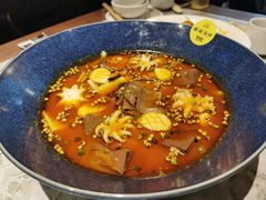 鲍鱼海参毛血旺-渔语鱼新川菜Bistro(万象天地店)