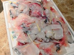 招牌鲜鱼片-淘米捞·米汤脆鲩鱼火锅(福田皇岗店)