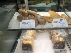 -喜茶(北京华贸购物中心店)